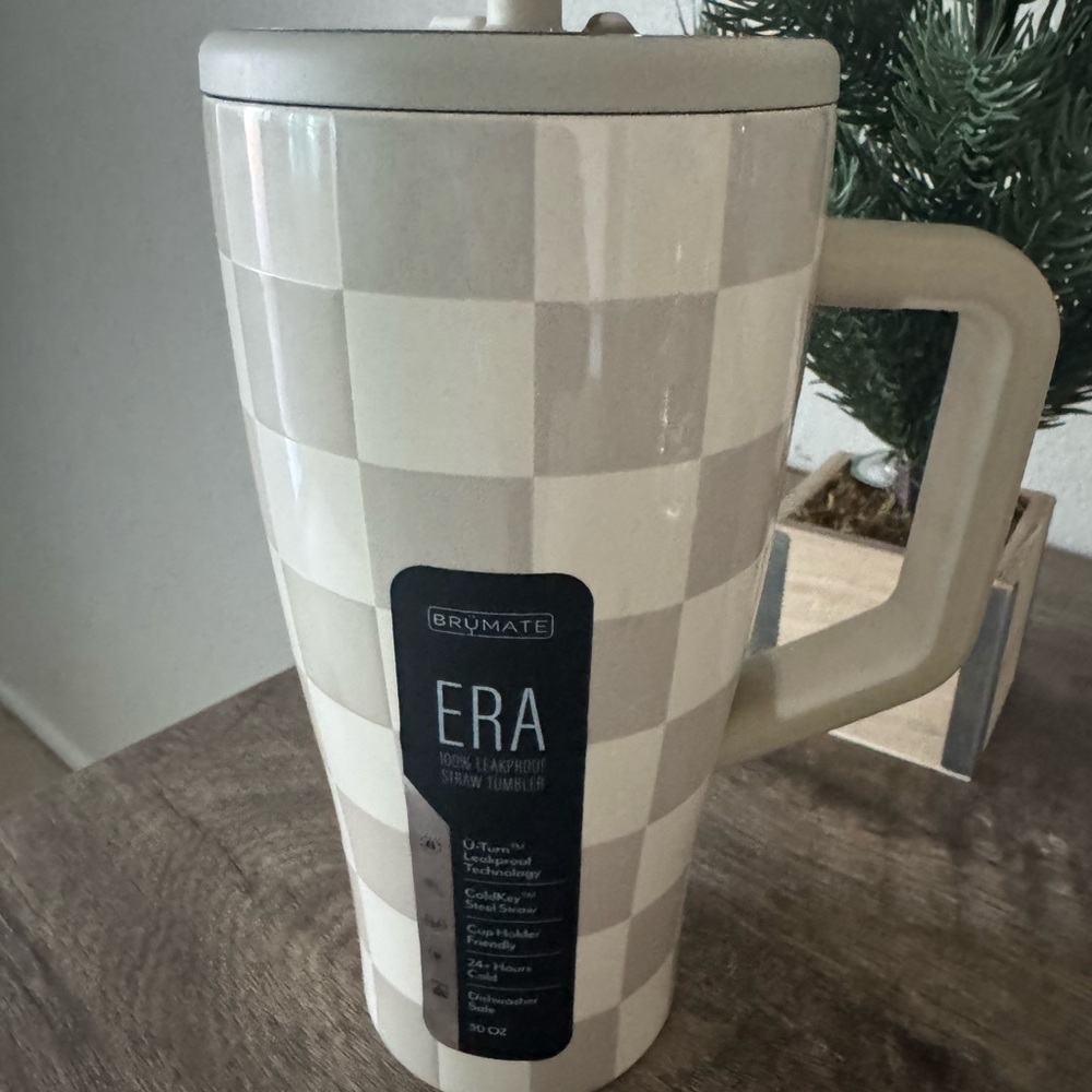 Brumate Era Checkered Tumbler